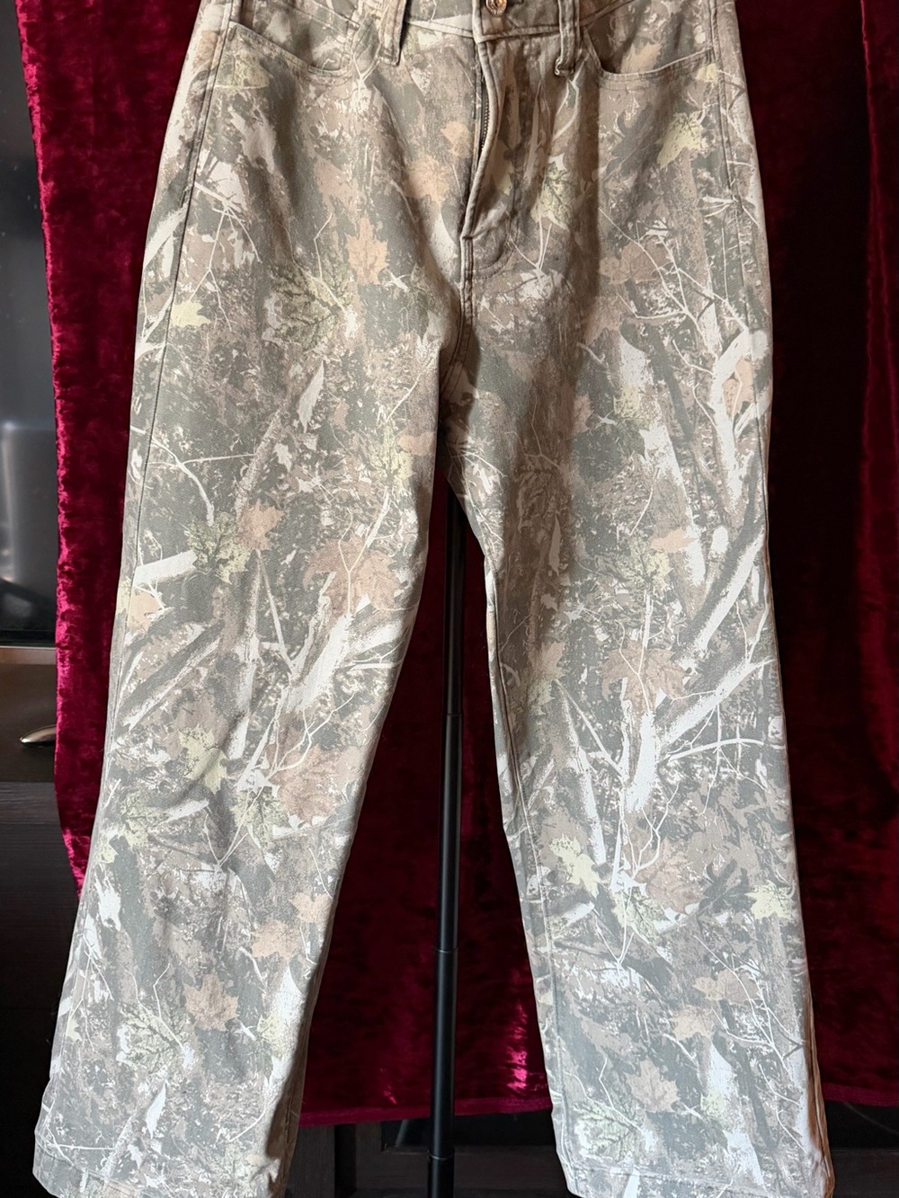 Abercrombie & Fitch Camouflage Pants